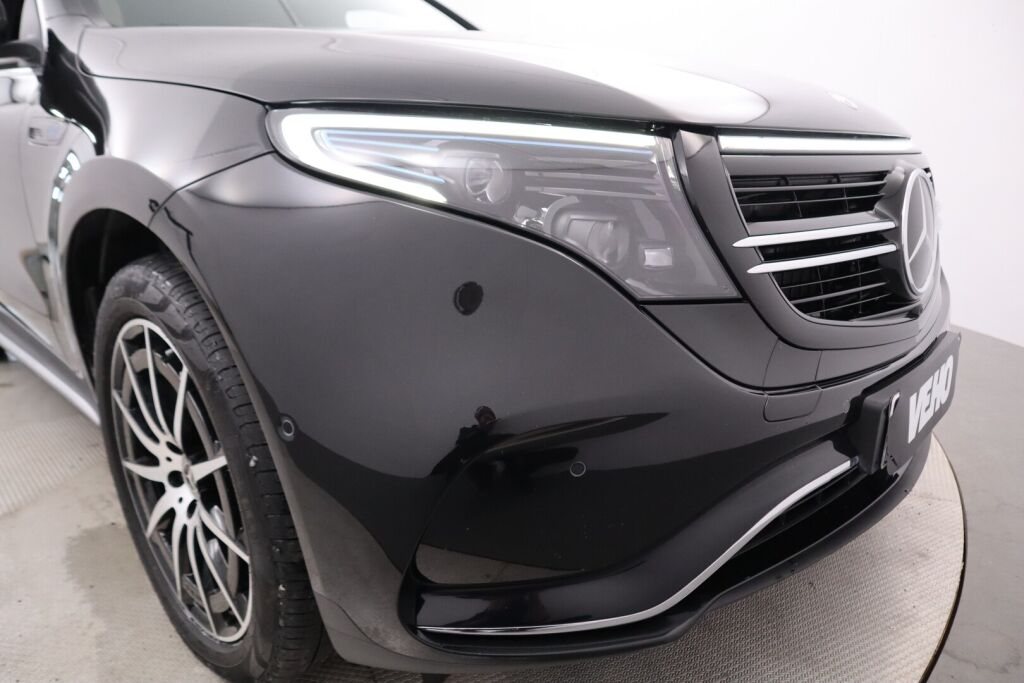Mercedes-Benz EQC 2021 400 4Matic Edition AMG / KeylessGo / Multibeam / Vetokoukku / Lasikattoluukku / Distronic /