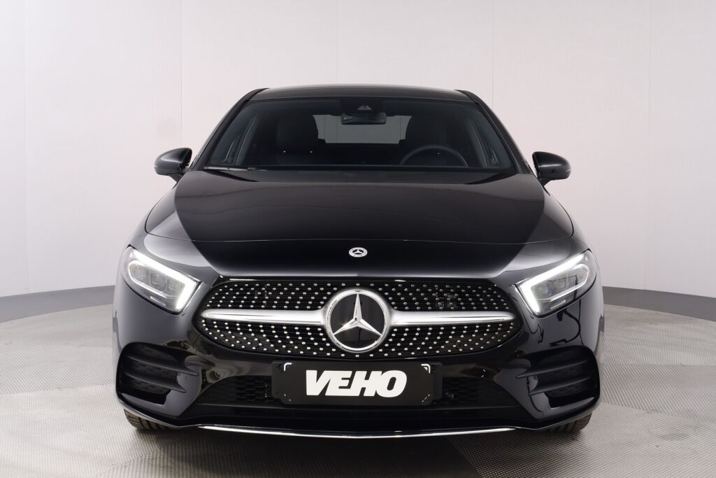 Mercedes-Benz A 2022 250 e A sedan Business AMG Edition **Panoraama, Distronic**