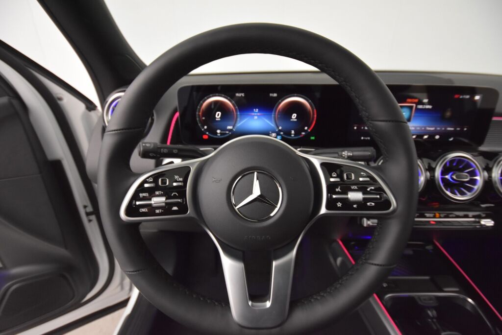 Mercedes-Benz GLB 2023 200 d A Business ** Uusi auto nopeaan toimitukseen **