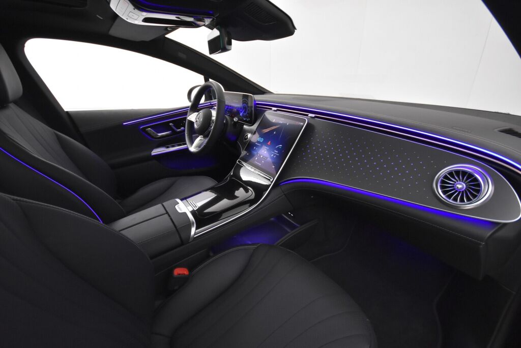 Mercedes-Benz EQE 2022 350+ AMG Line +Panoraama, Burmester, Digital Light, Nahkaverhoilu, Distronic