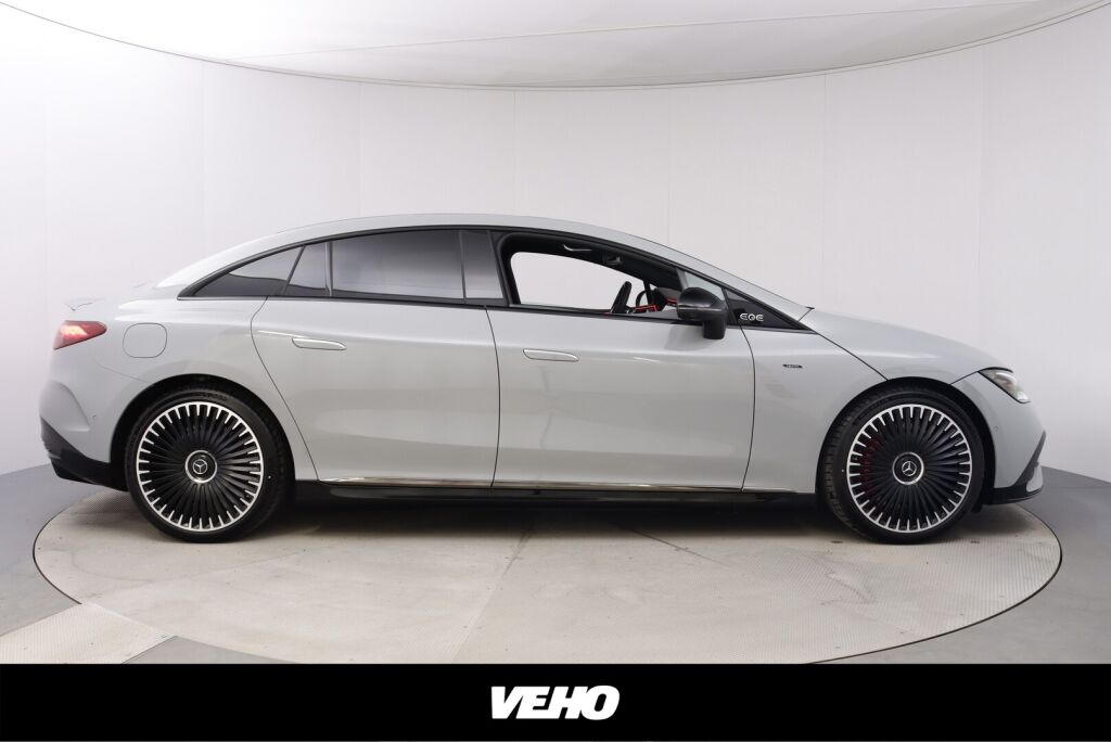 Mercedes-Benz EQE 2022 Mercedes-AMG 43 4Matic **Hyperscreen, HUD, AMG+Night, Premium Plus**