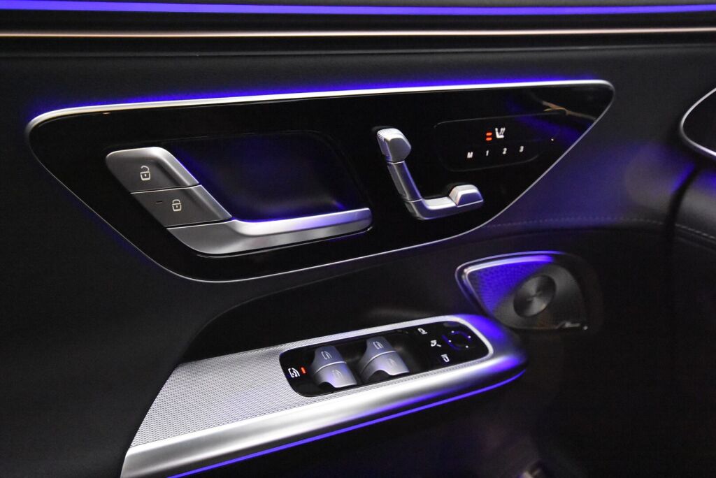 Mercedes-Benz EQE 2022 350 AMG Line / Panoraama / Ajoavustinpaketti / Muistipaketti / Burmester / ** 2 vuoden takuu **