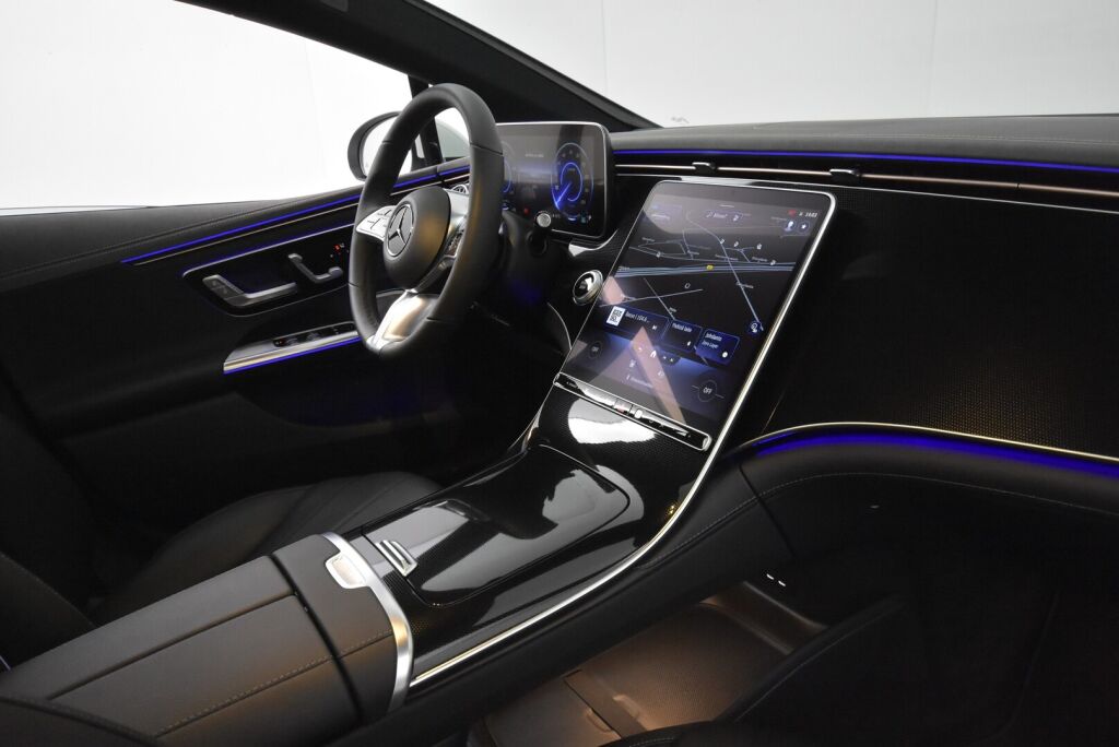 Mercedes-Benz EQE 2022 350 AMG Line / Panoraama / Ajoavustinpaketti / Muistipaketti / Burmester / ** 2 vuoden takuu **