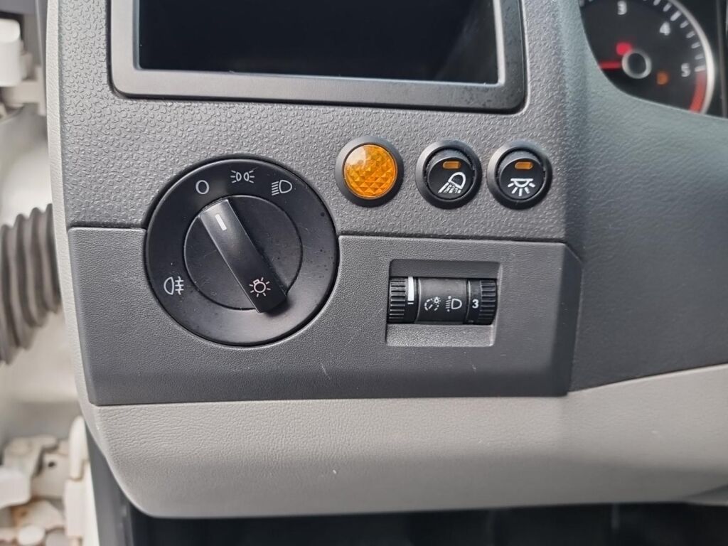 Volkswagen TRANSPORTER 2014 pitkä 2,0 TDI 103 kW 4Motion