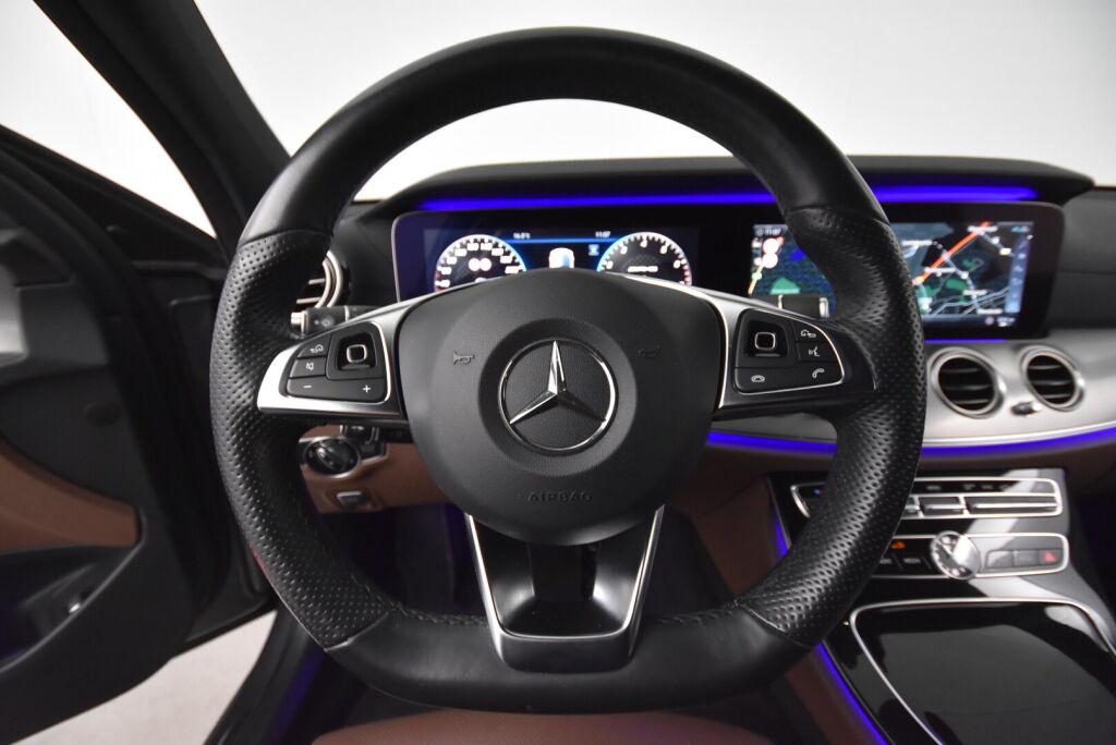 Mercedes-Benz E 2017 43 AMG 4Matic T A