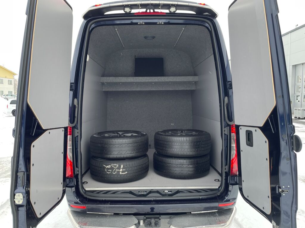 Mercedes-Benz SPRINTER 2020 319CDI RWD-3,55/43K pitkä A3 A
