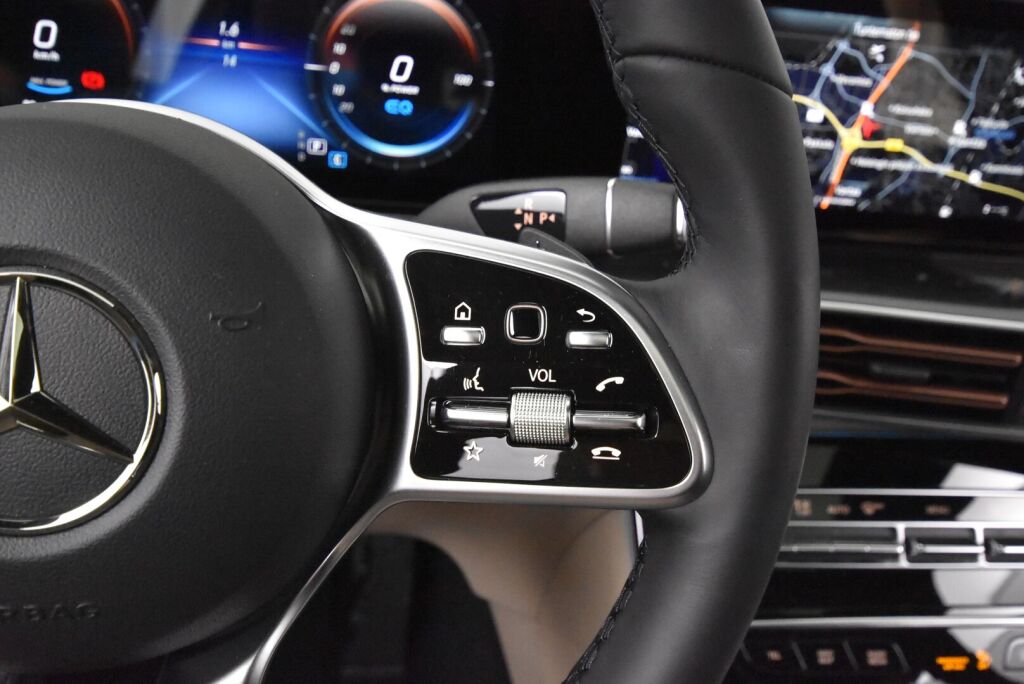 Mercedes-Benz EQC 2023 400 4Matic Edition AMG ** Uusi auto nopeaan toimitukseen **