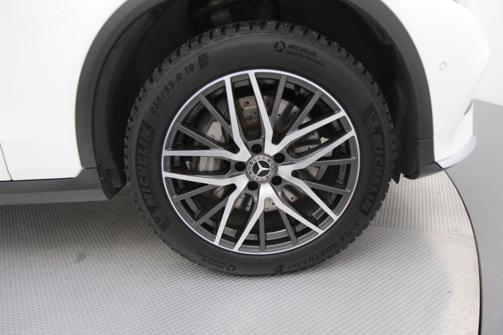 Mercedes-Benz GLC 2018 350 e 4Matic A Premium Business AMG +Panoraama, Vetokoukku