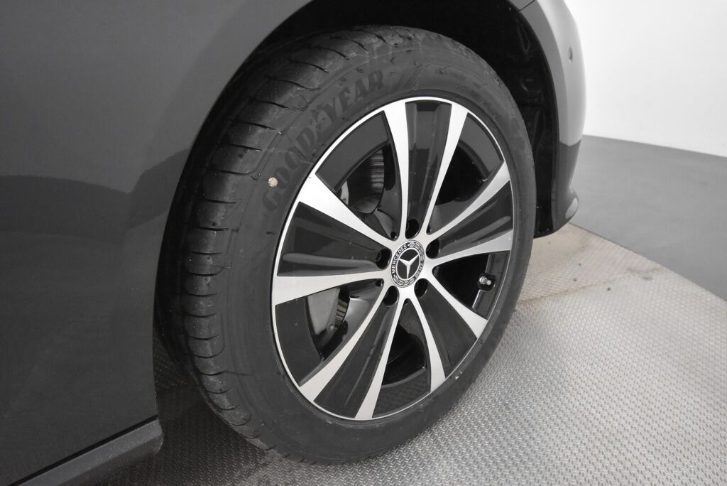 Mercedes-Benz E 2023 300 e 4Matic A Star Edition *NOPEAAN TOIMITUKSEEN!*