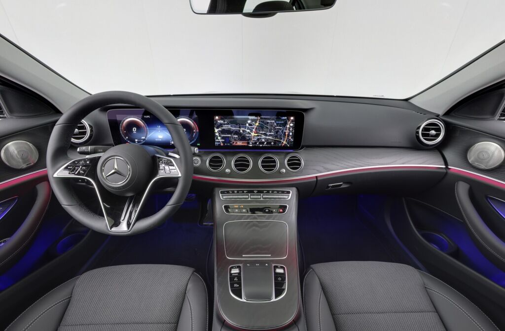 Mercedes-Benz E 2023 300 e 4Matic A Star Edition *NOPEAAN TOIMITUKSEEN!*
