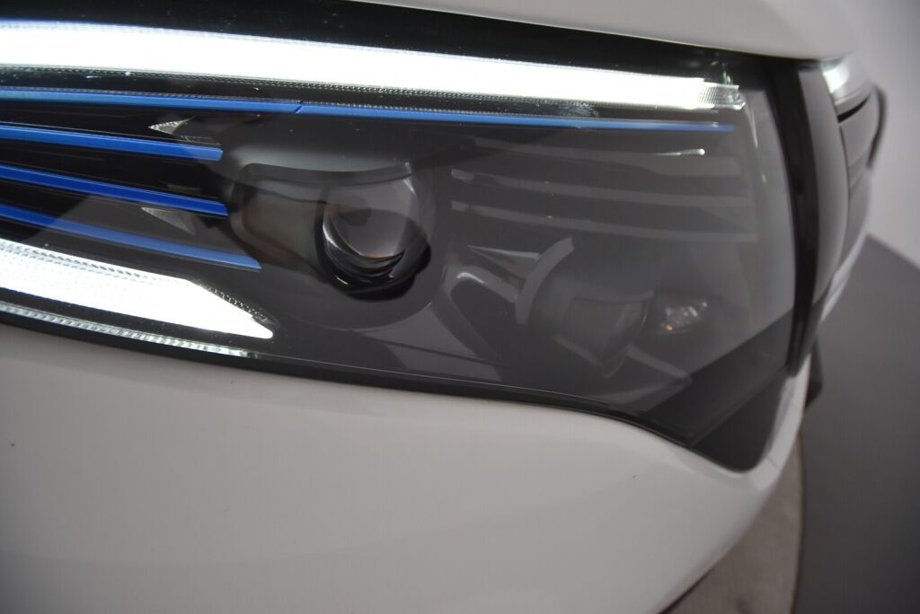 Mercedes-Benz EQC 2020 400 4Matic AMG + 21"AMG, Ajoavustimet, Keyless Go, 360 Kamera, Muistipaketti