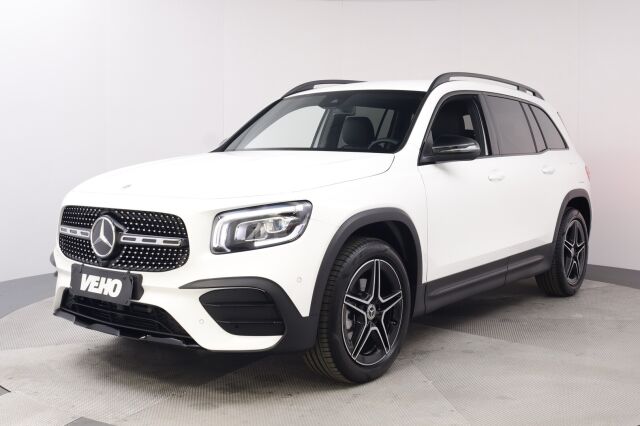 Mercedes-Benz GLB 2023