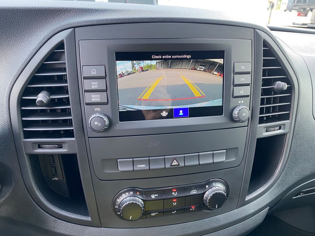 Mercedes-Benz VITO 2022 eVITO FWD-3,2/34K pitkä A3