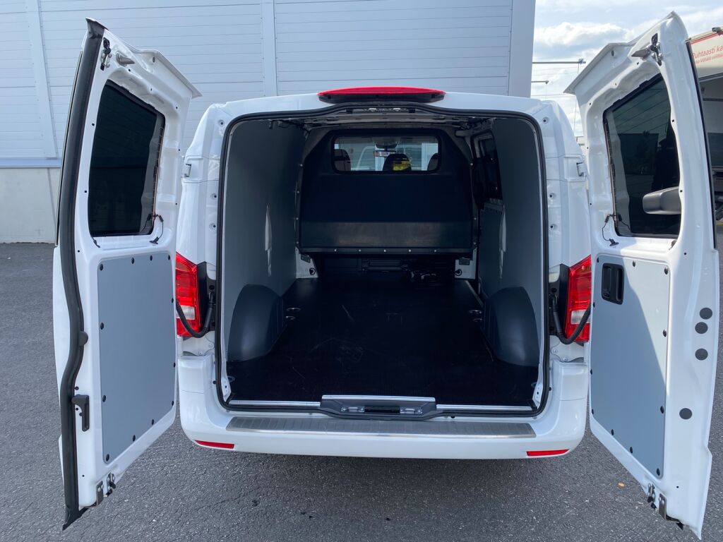 Mercedes-Benz VITO 2022 eVITO FWD-3,2/34K pitkä A3